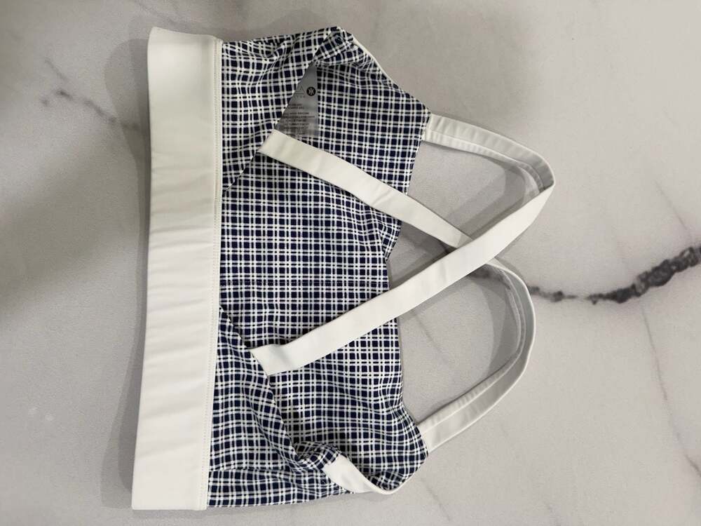 Astoria Activewear Luxe Balance Gingham Sports Bra and Leggings Set - Picture 5 of 6